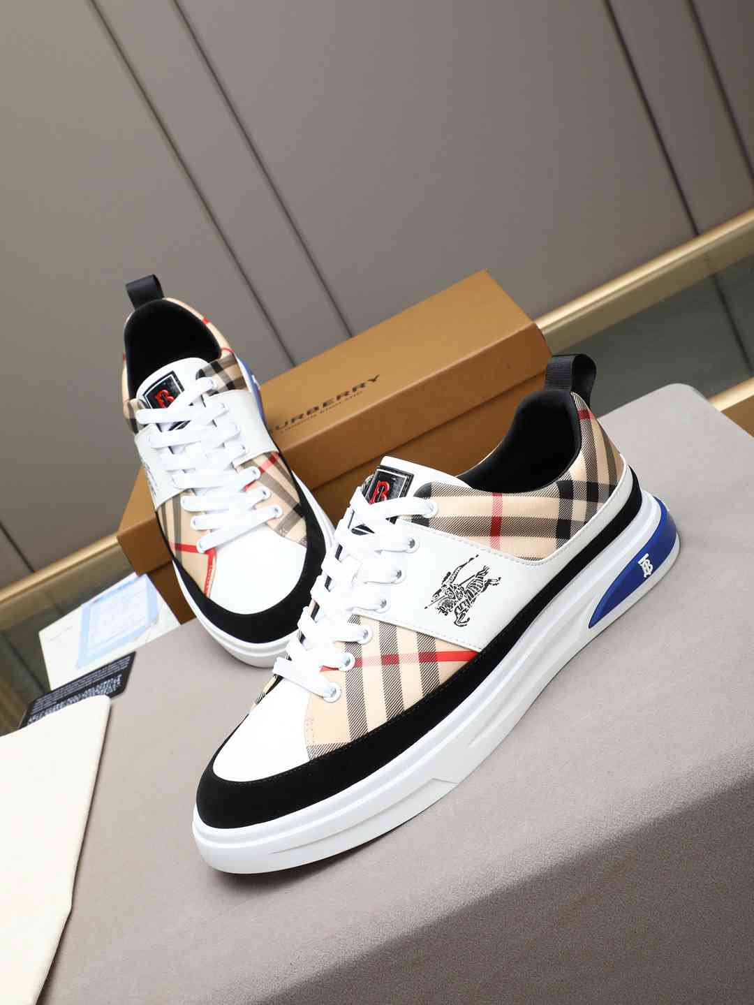Burberry Men’s Leather Sneakers Colorway 7 1308230-7