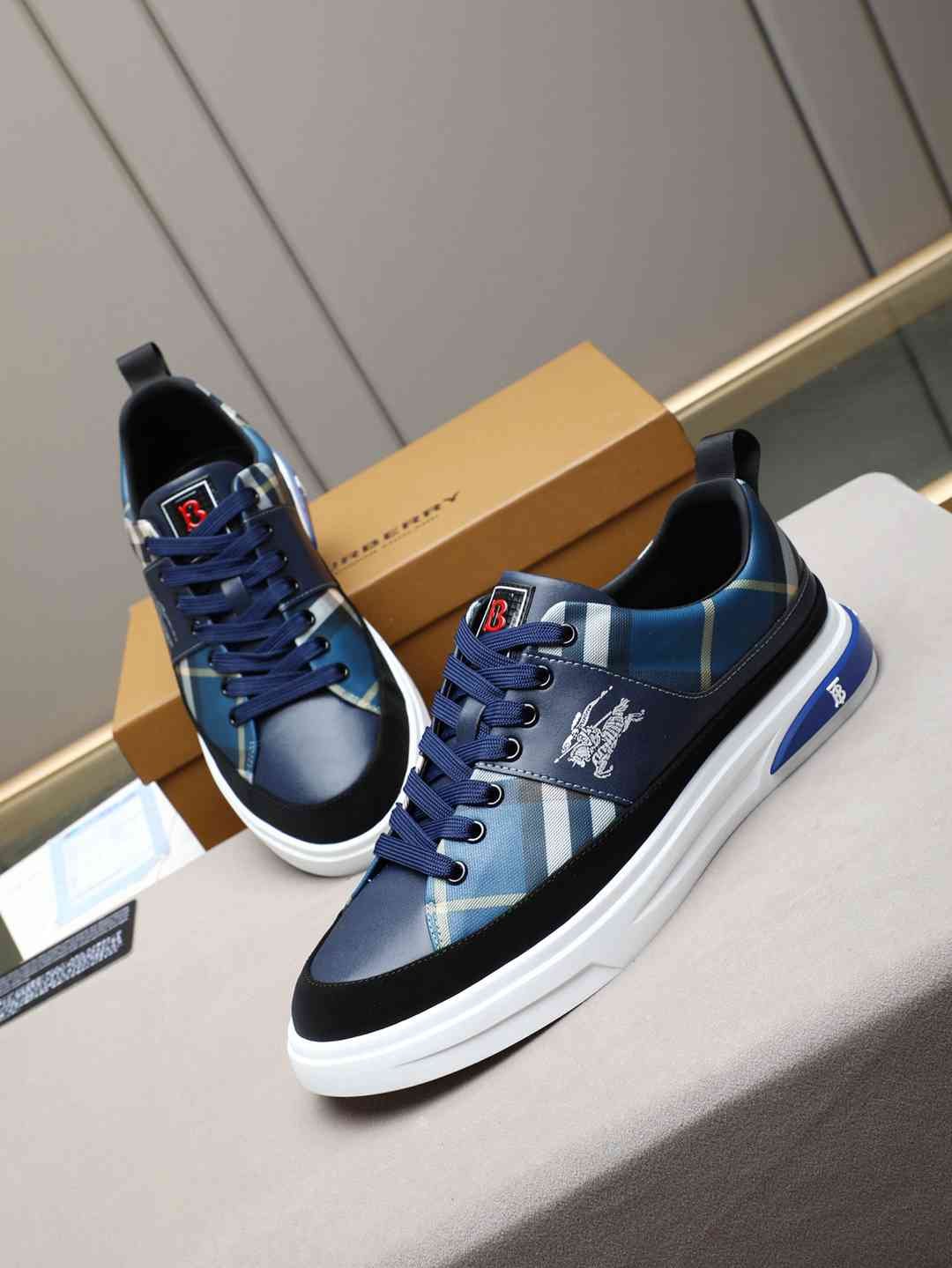 Burberry Men’s Leather Sneakers Colorway 6 1308230-6