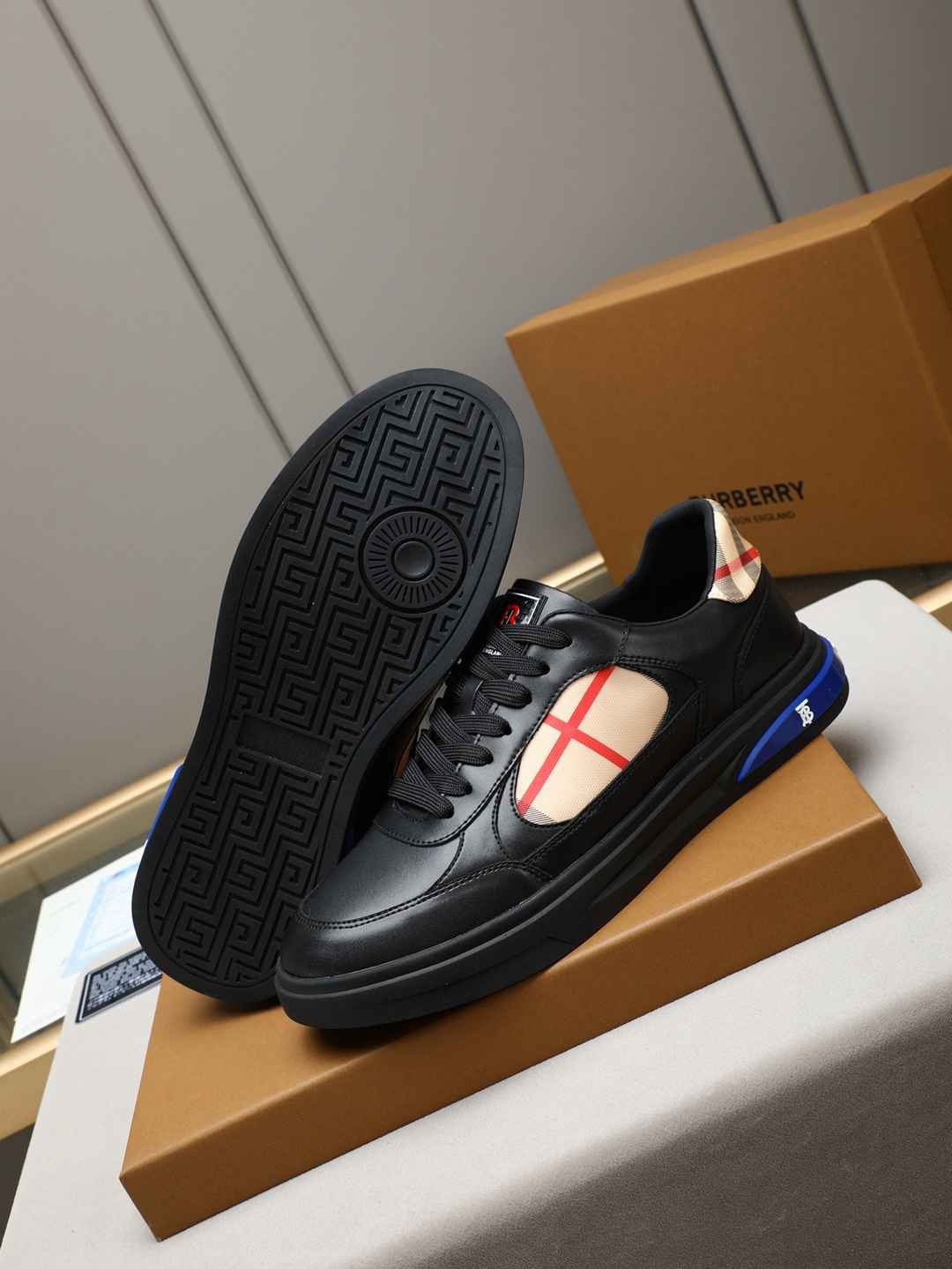 Burberry Men’s Leather Sneakers Colorway 5 1308230-5