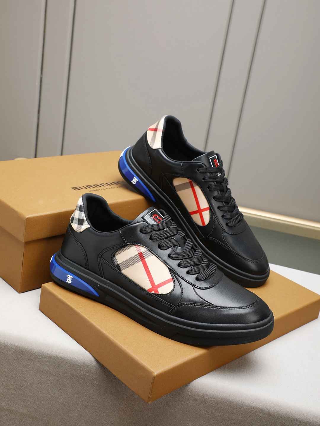 Burberry Men’s Leather Sneakers Colorway 5 1308230-5
