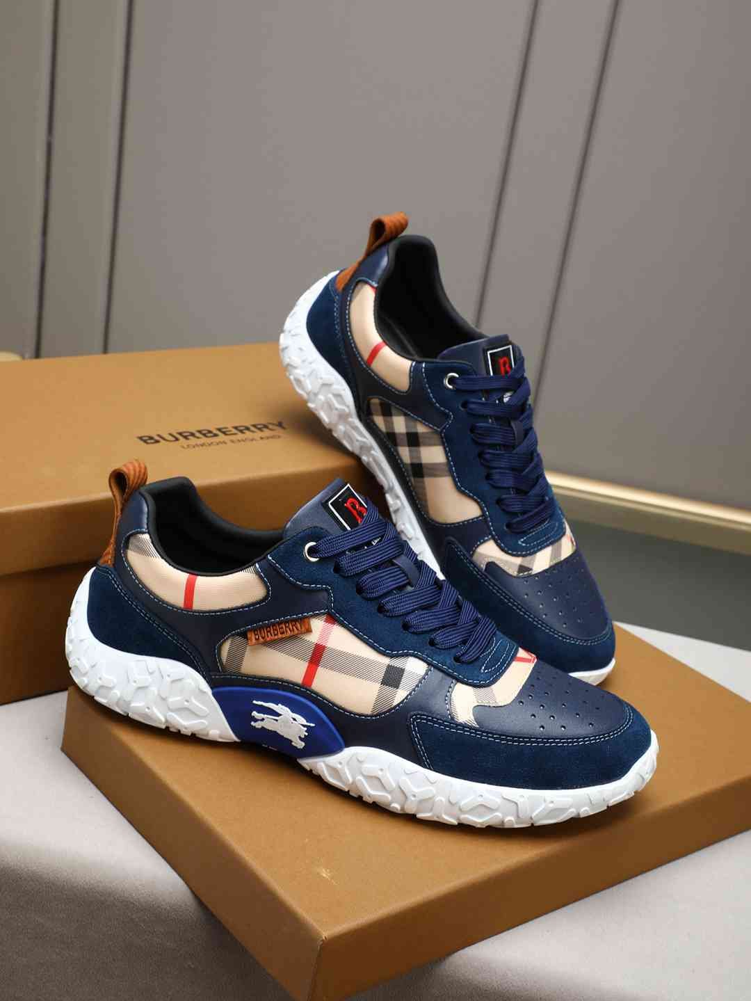 Burberry Men’s Leather Sneakers Colorway 2 1308230-2