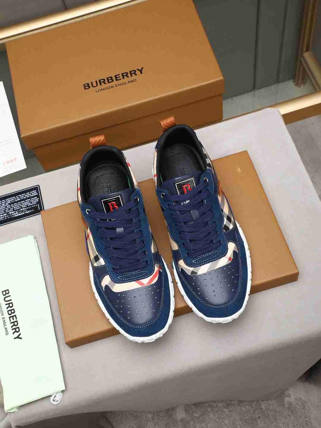 Burberry Men’s Leather Sneakers Colorway 2 1308230-2