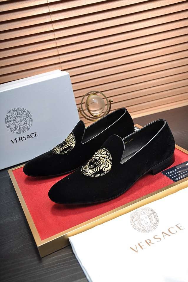 Versace Men’s Leather Sneakers Colorway 1 1133250-1