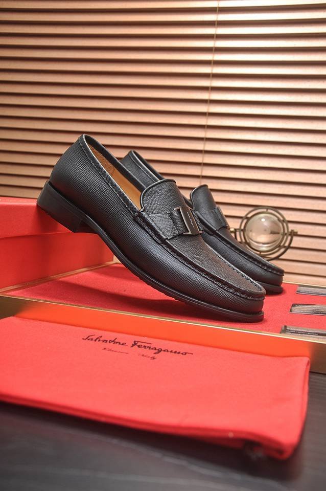 Ferragamo Leather Dress Shoes Colorway 10 1133310-10