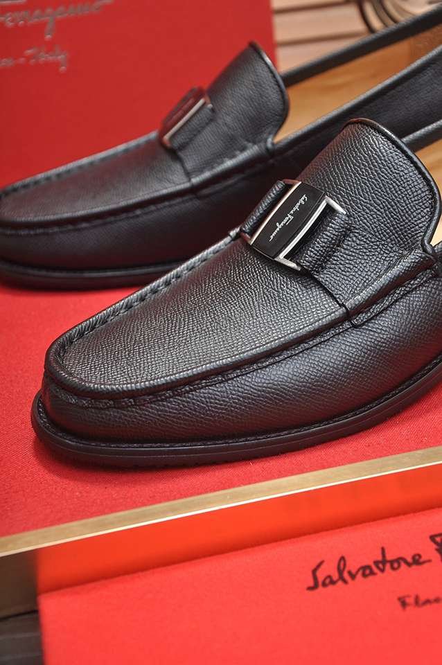 Ferragamo Leather Dress Shoes Colorway 10 1133310-10