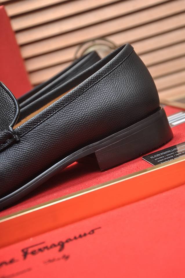 Ferragamo Leather Dress Shoes Colorway 10 1133310-10