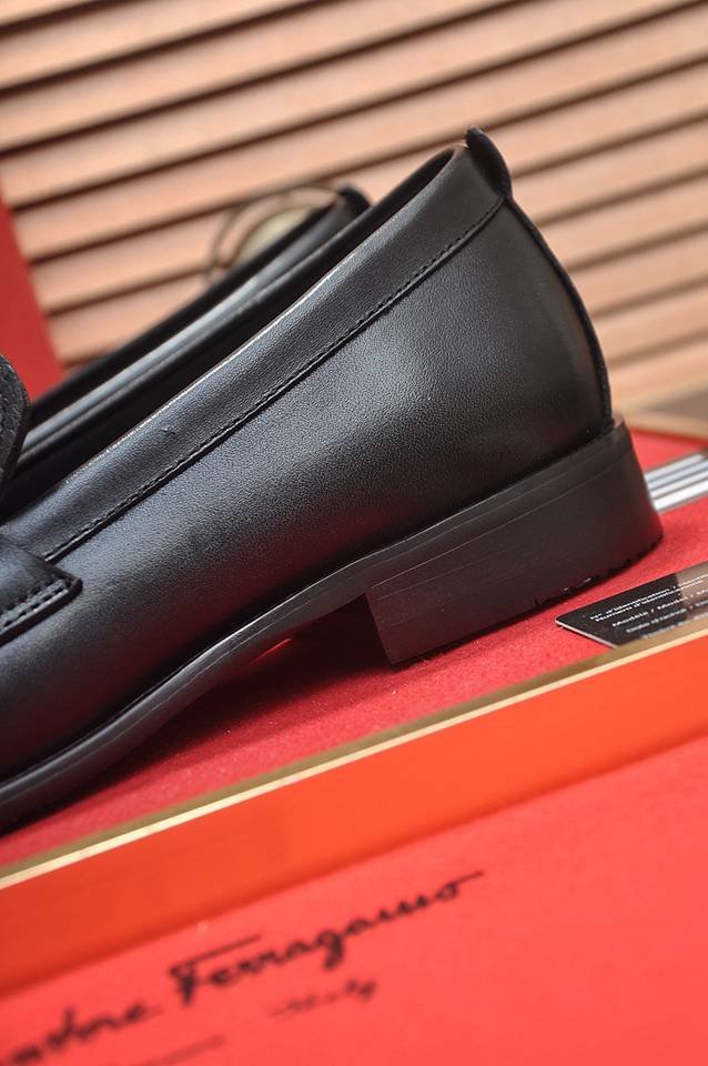 Ferragamo Leather Dress Shoes Colorway 8 1133310-8