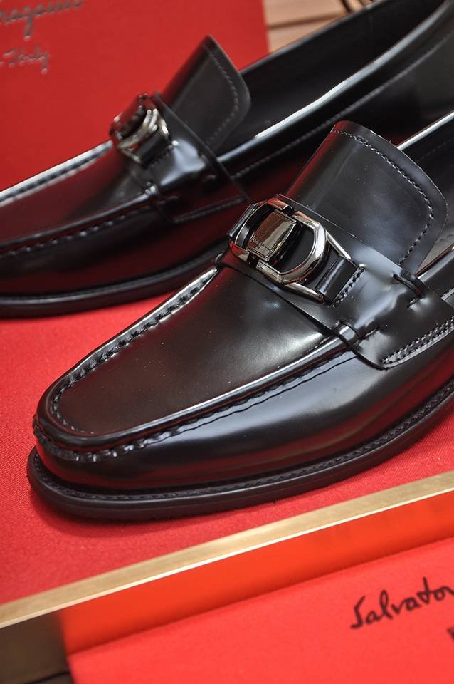 Ferragamo Leather Dress Shoes Colorway 5 1133310-5