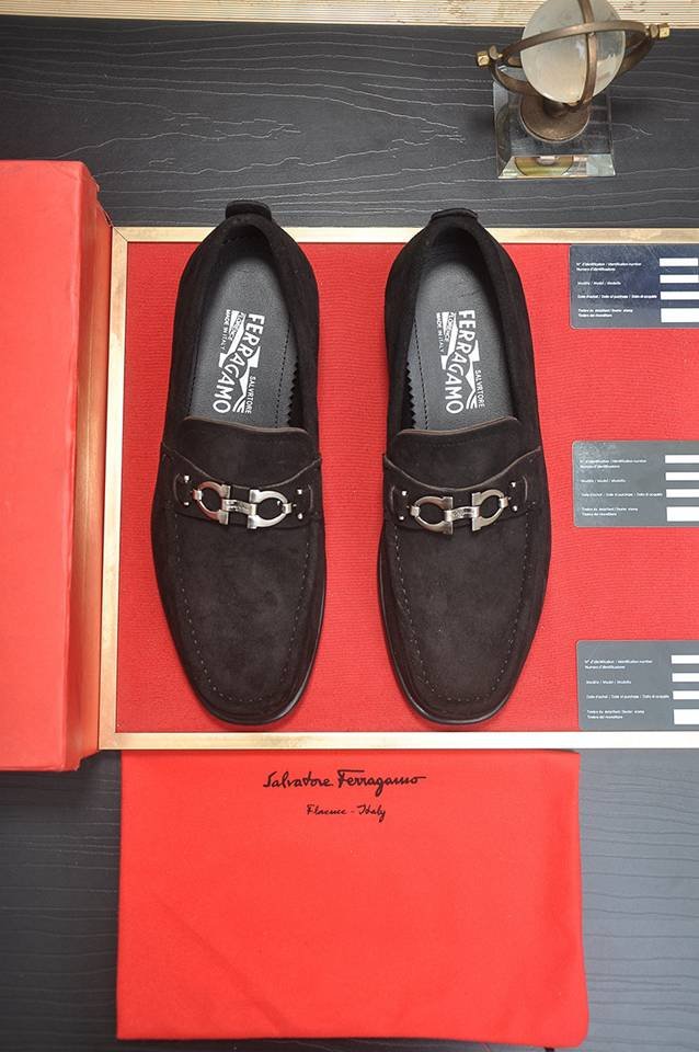Ferragamo Leather Dress Shoes Colorway 3 1133300-3