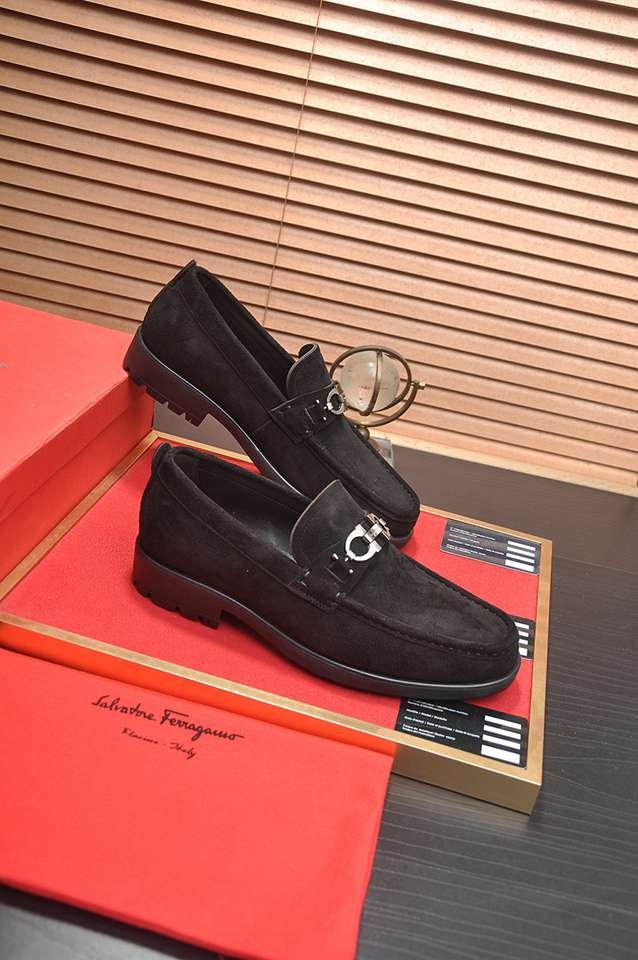 Ferragamo Leather Dress Shoes Colorway 3 1133300-3