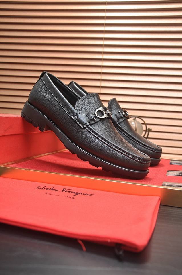 Ferragamo Leather Dress Shoes Colorway 2 1133300-2
