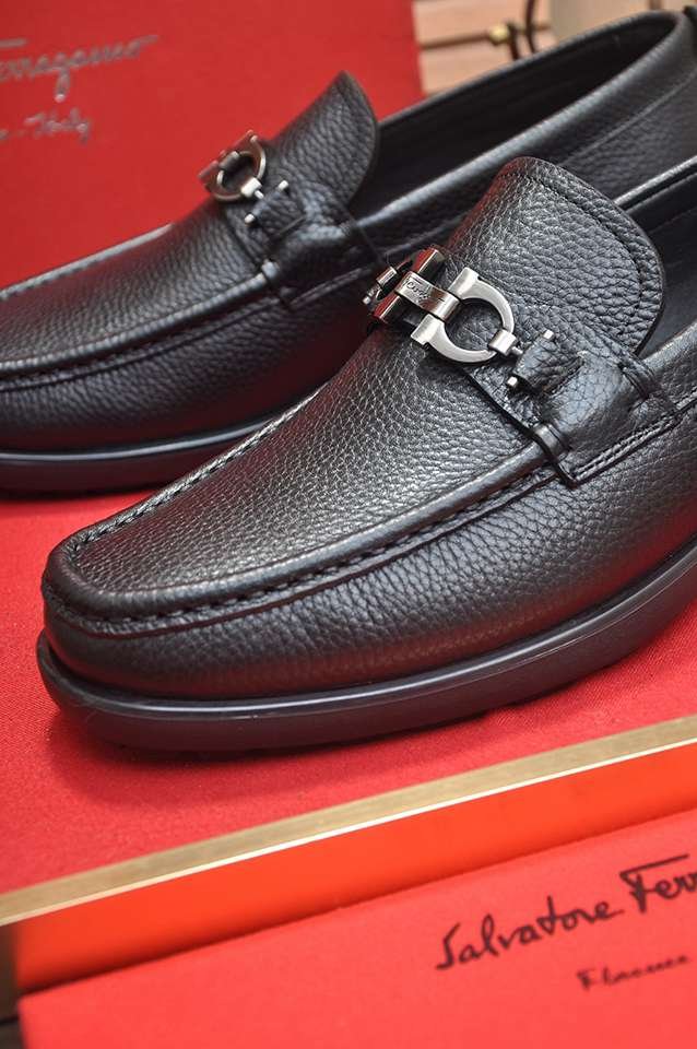 Ferragamo Leather Dress Shoes Colorway 2 1133300-2