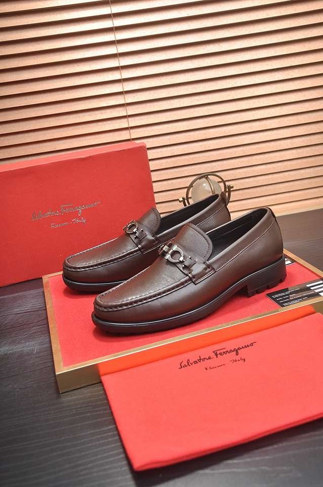 Ferragamo Leather Dress Shoes Colorway 1 1133300-1