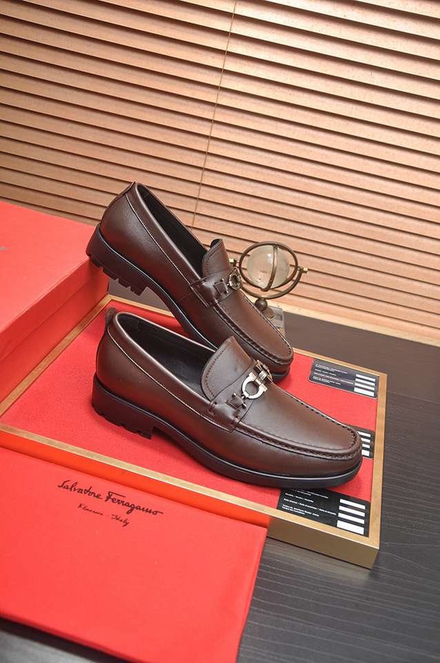 Ferragamo Leather Dress Shoes Colorway 1 1133300-1