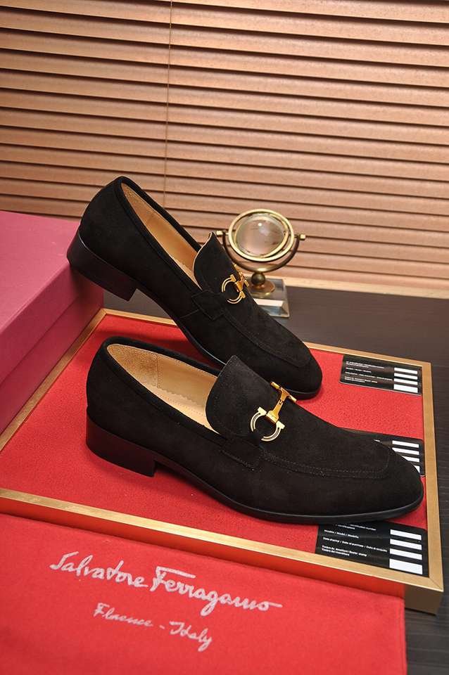 Ferragamo Leather Designer Sneakers 1133270