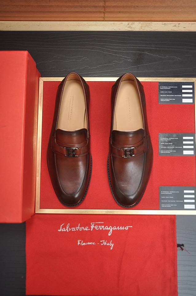 Ferragamo Leather Designer Sneakers Colorway 10 1133290-10