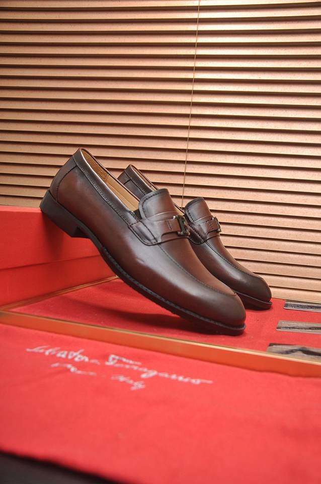 Ferragamo Leather Designer Sneakers Colorway 10 1133290-10