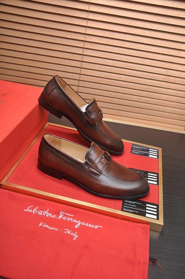 Ferragamo Leather Designer Sneakers Colorway 10 1133290-10