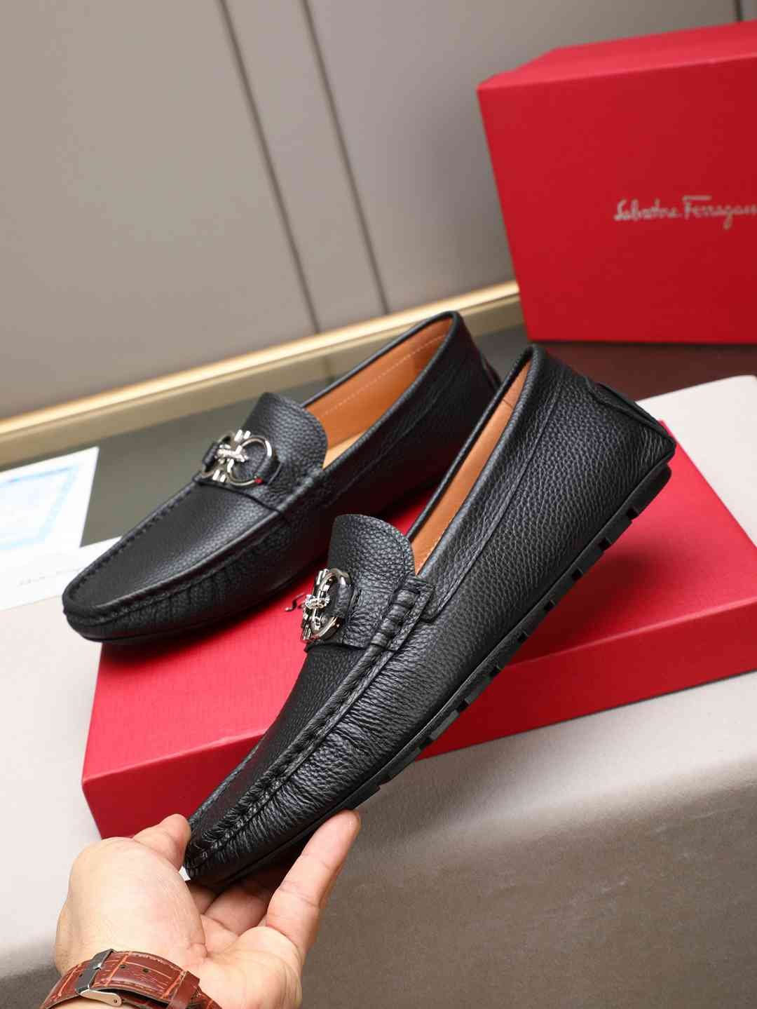 Ferragamo Leather Sneakers Colorway 2 1308220-2