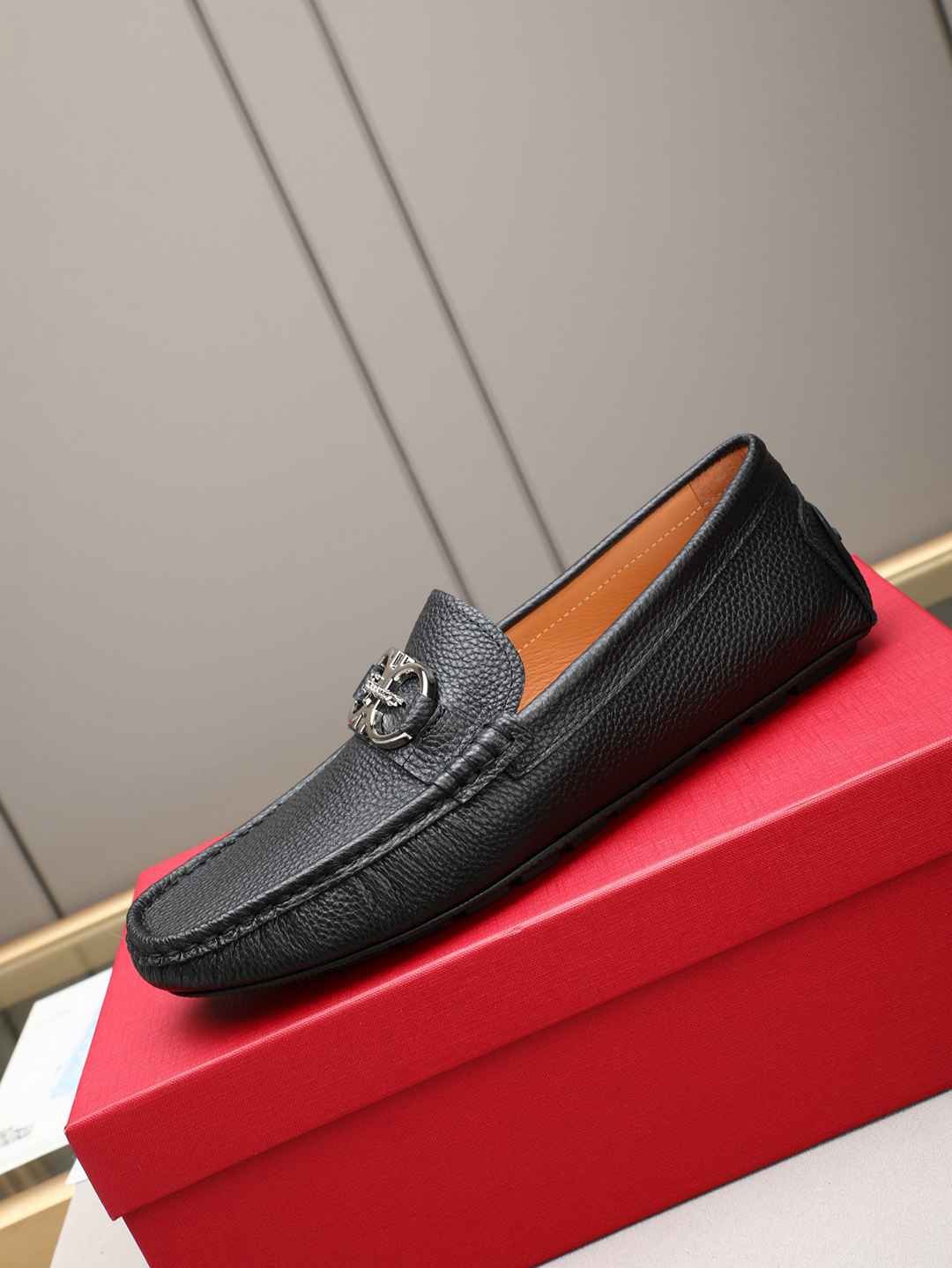 Ferragamo Leather Sneakers Colorway 2 1308220-2