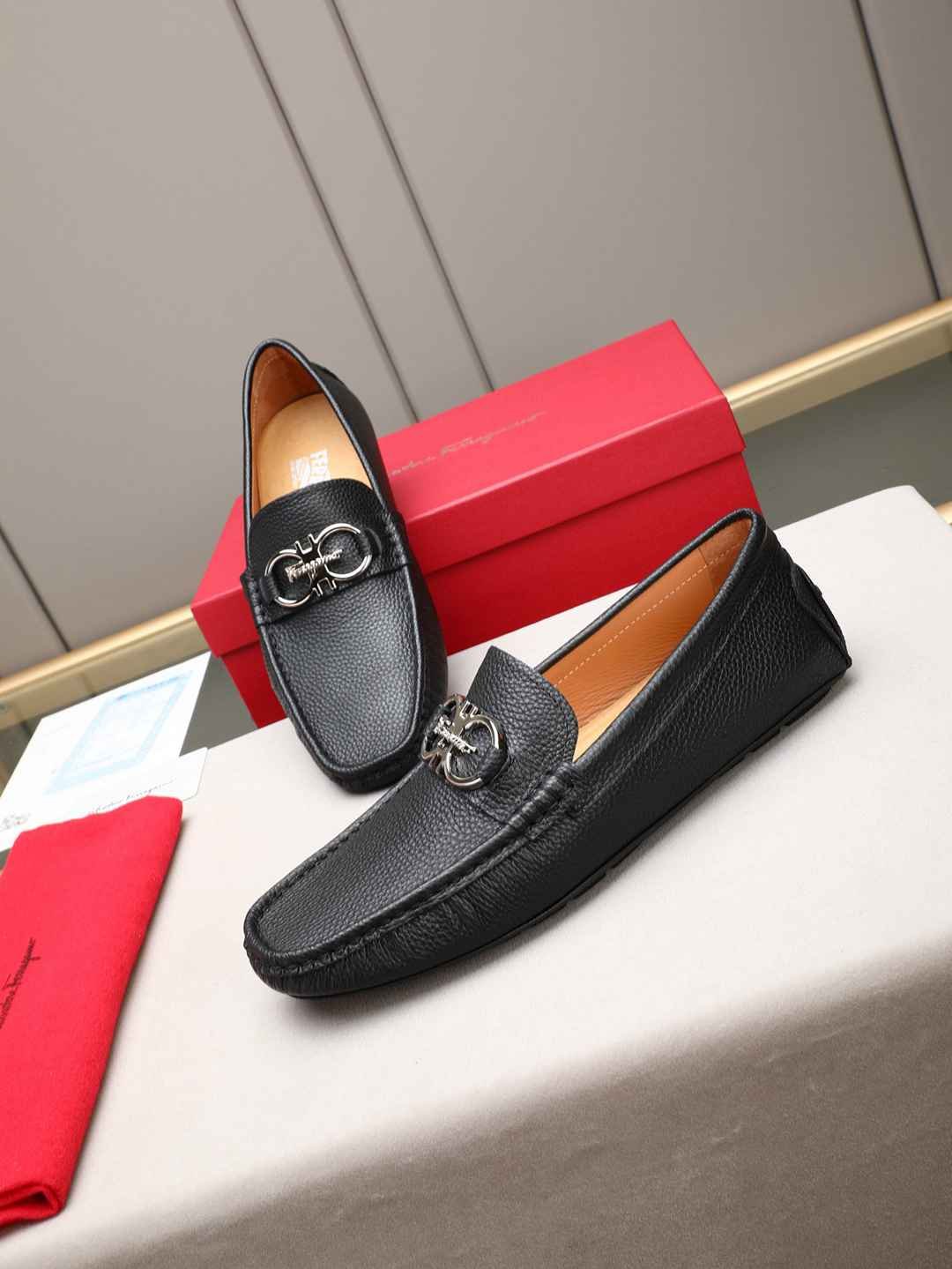 Ferragamo Leather Sneakers Colorway 2 1308220-2