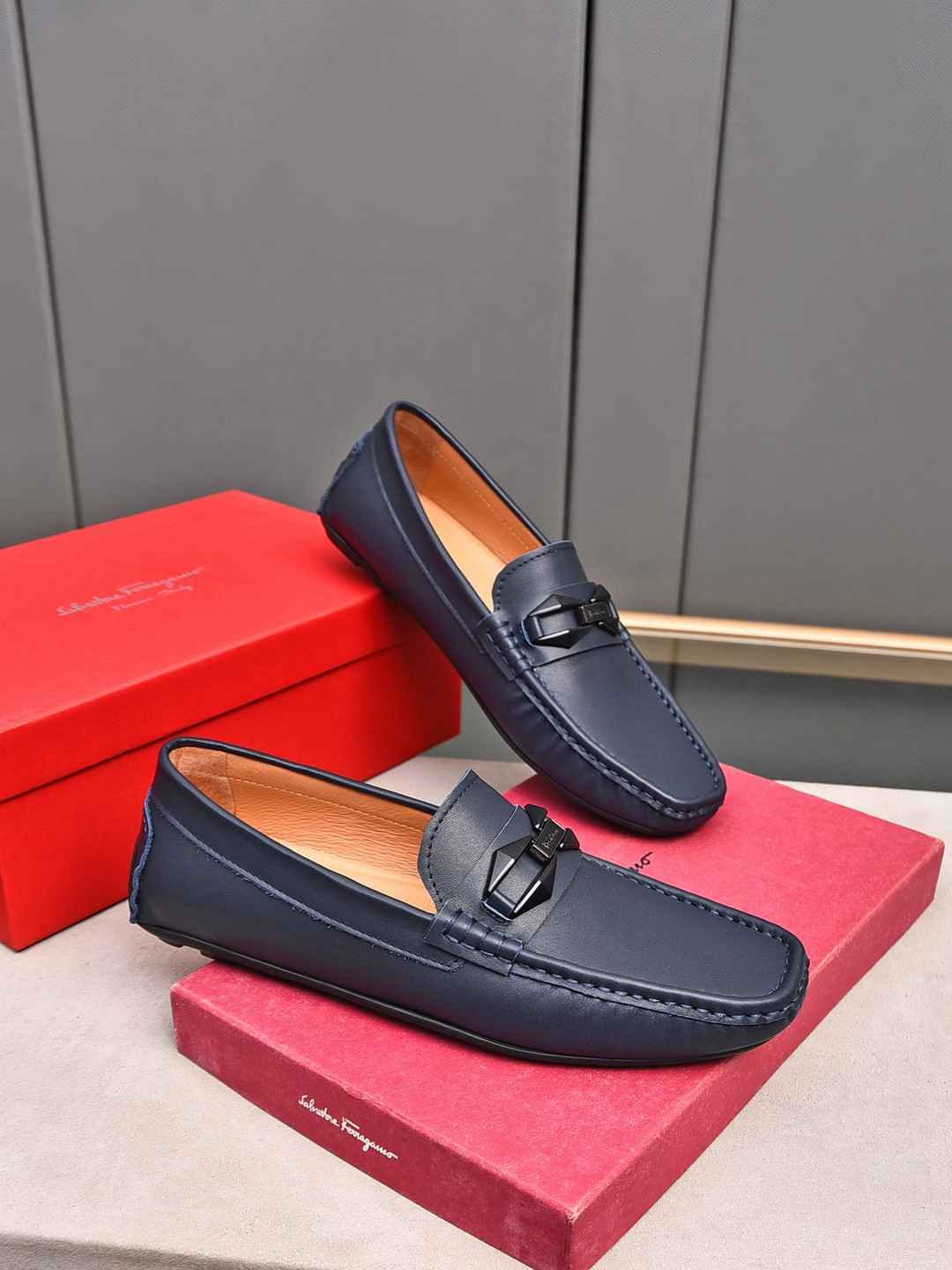Ferragamo Leather Sneakers Colorway 1 1308220-1