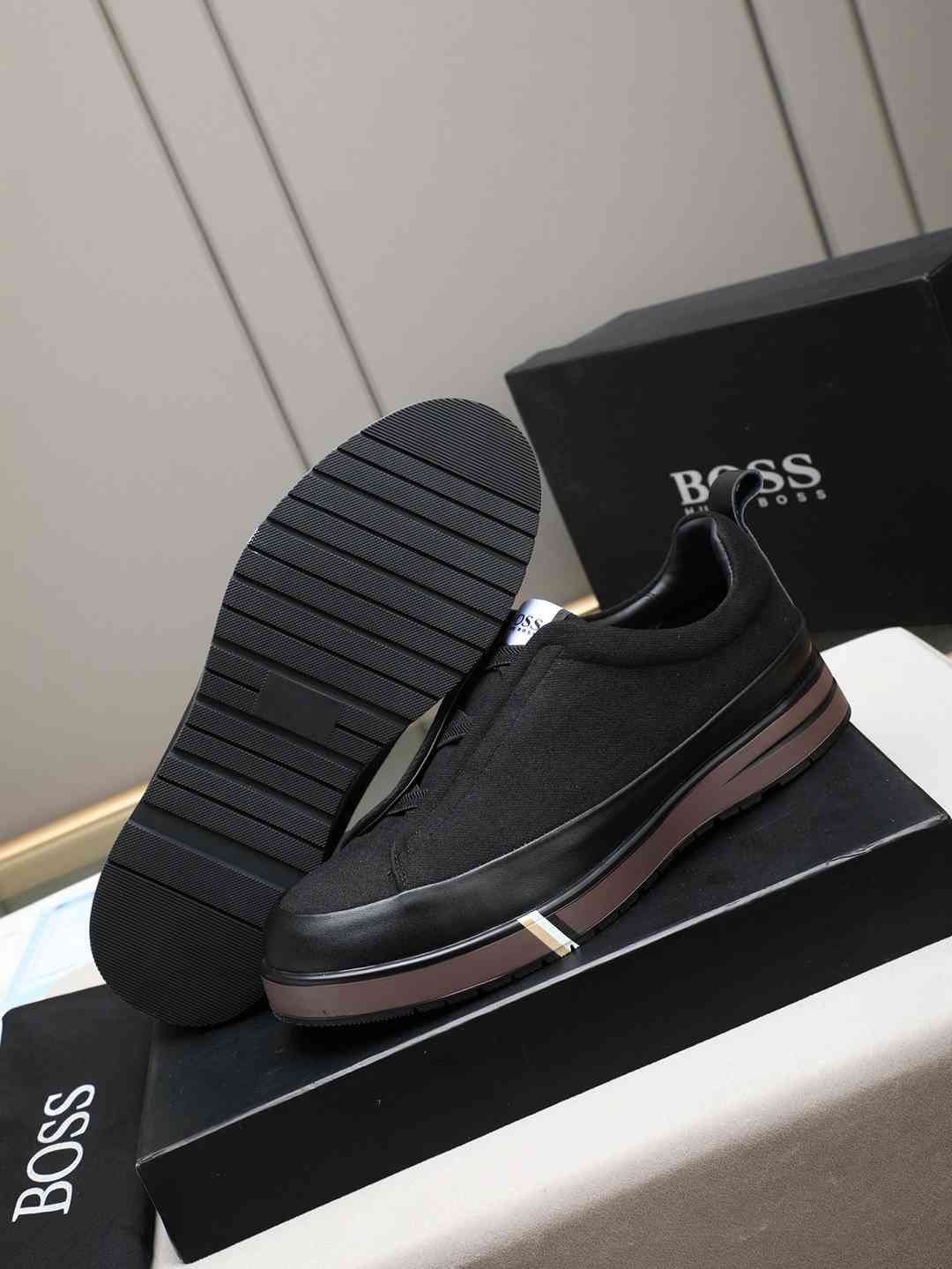 Boss Designer Sneakers Colorway 32 1308240-32