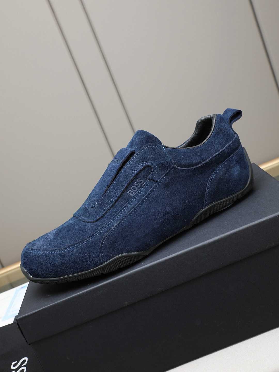 Boss Men’s Leather Casual Sneakers Colorway 18 1308250-18