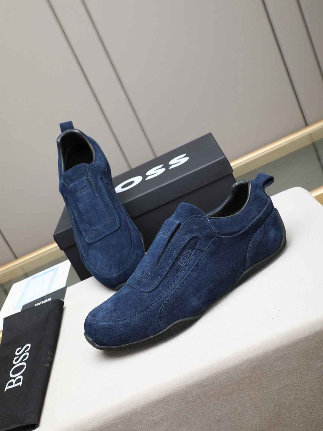 Boss Men’s Leather Casual Sneakers Colorway 18 1308250-18