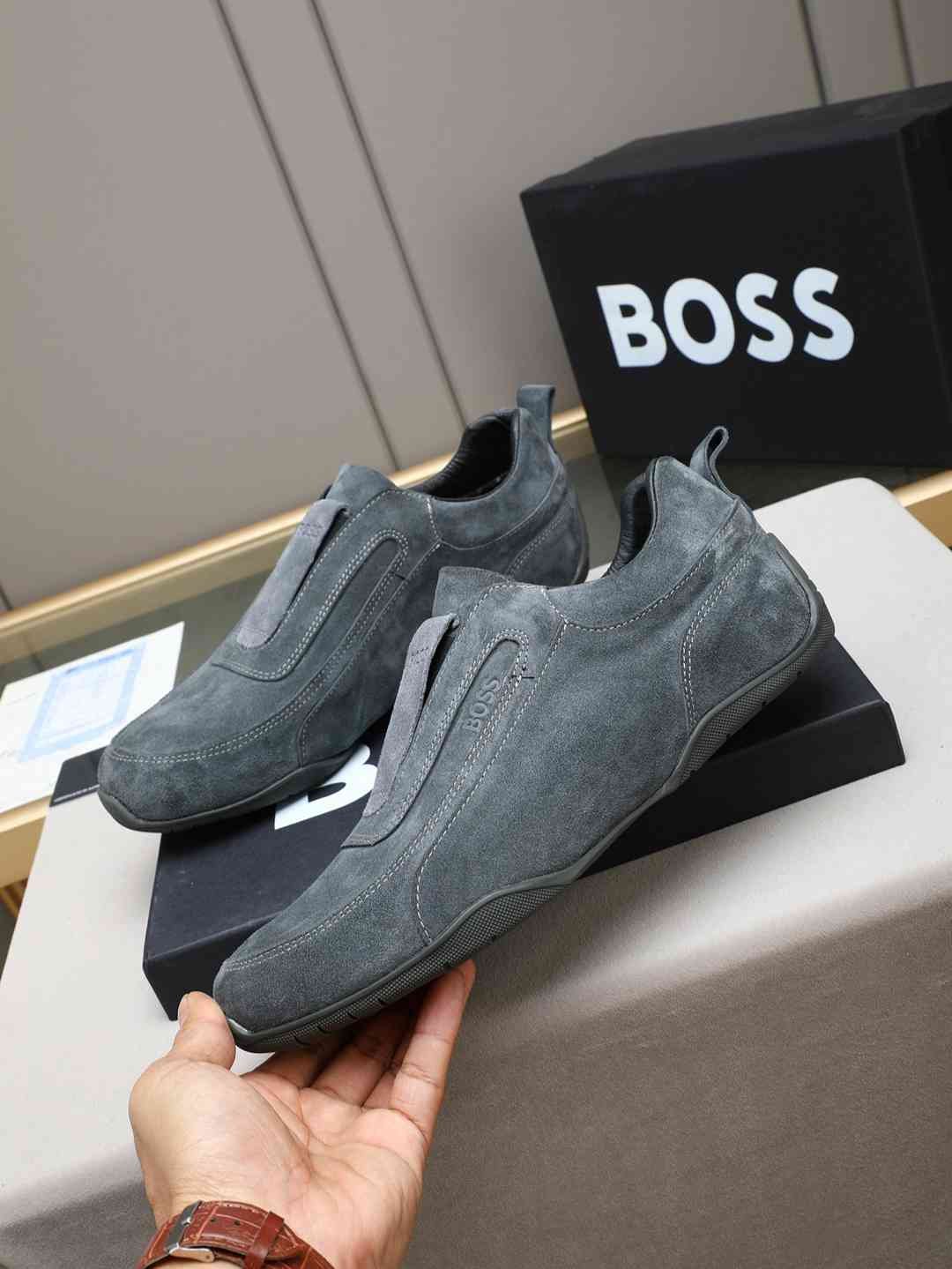 Boss Men’s Leather Casual Sneakers Colorway 17 1308250-17