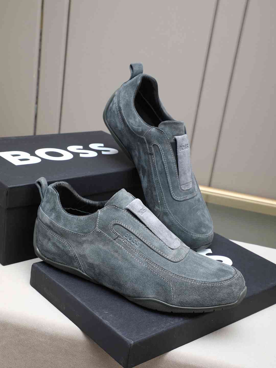 Boss Men’s Leather Casual Sneakers Colorway 17 1308250-17