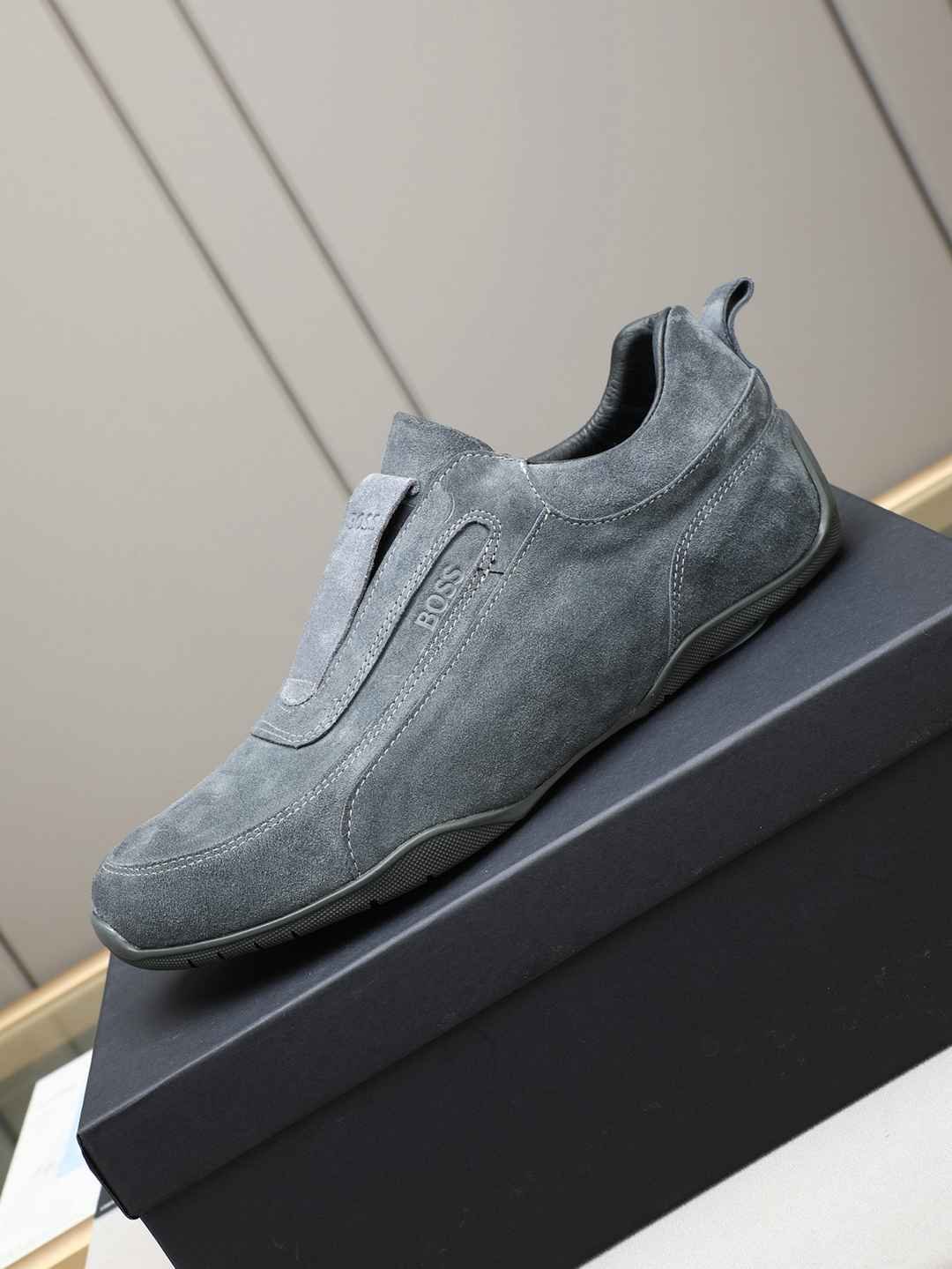 Boss Men’s Leather Casual Sneakers Colorway 17 1308250-17