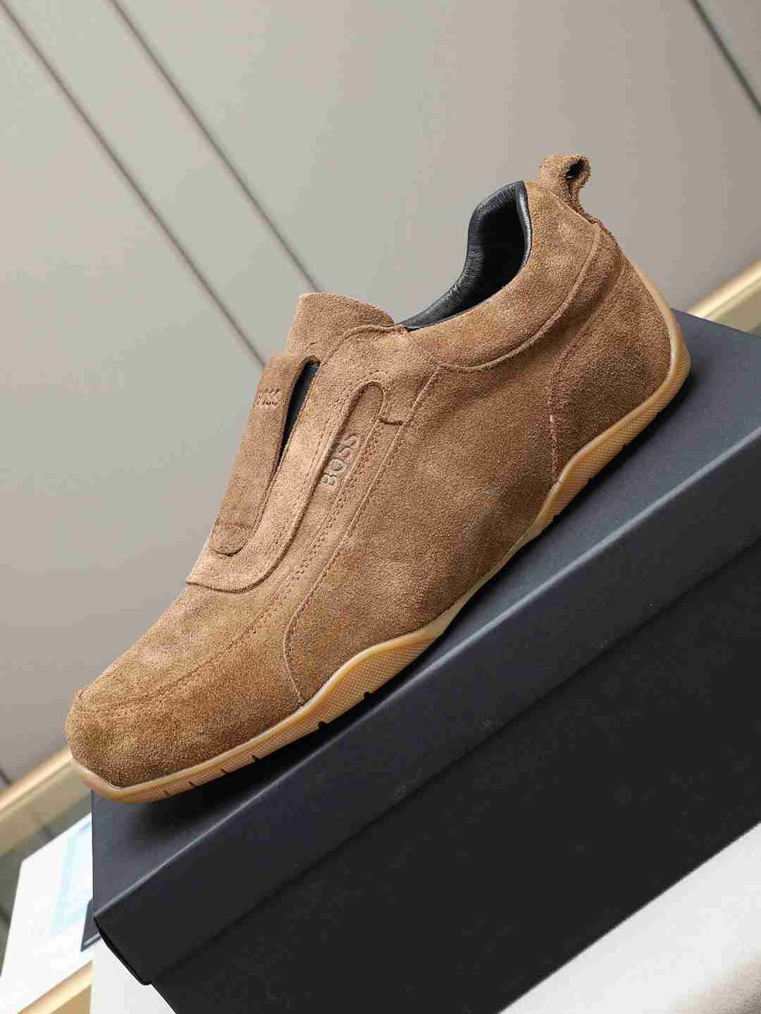 Boss Men’s Leather Casual Sneakers Colorway 15 1308250-15