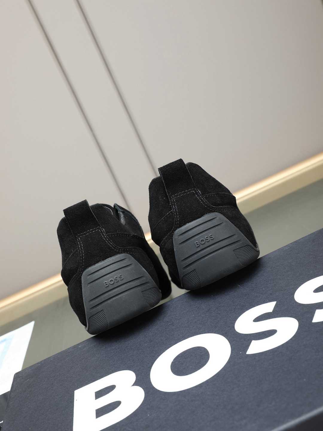 Boss Men’s Leather Casual Sneakers Colorway 14 1308250-14