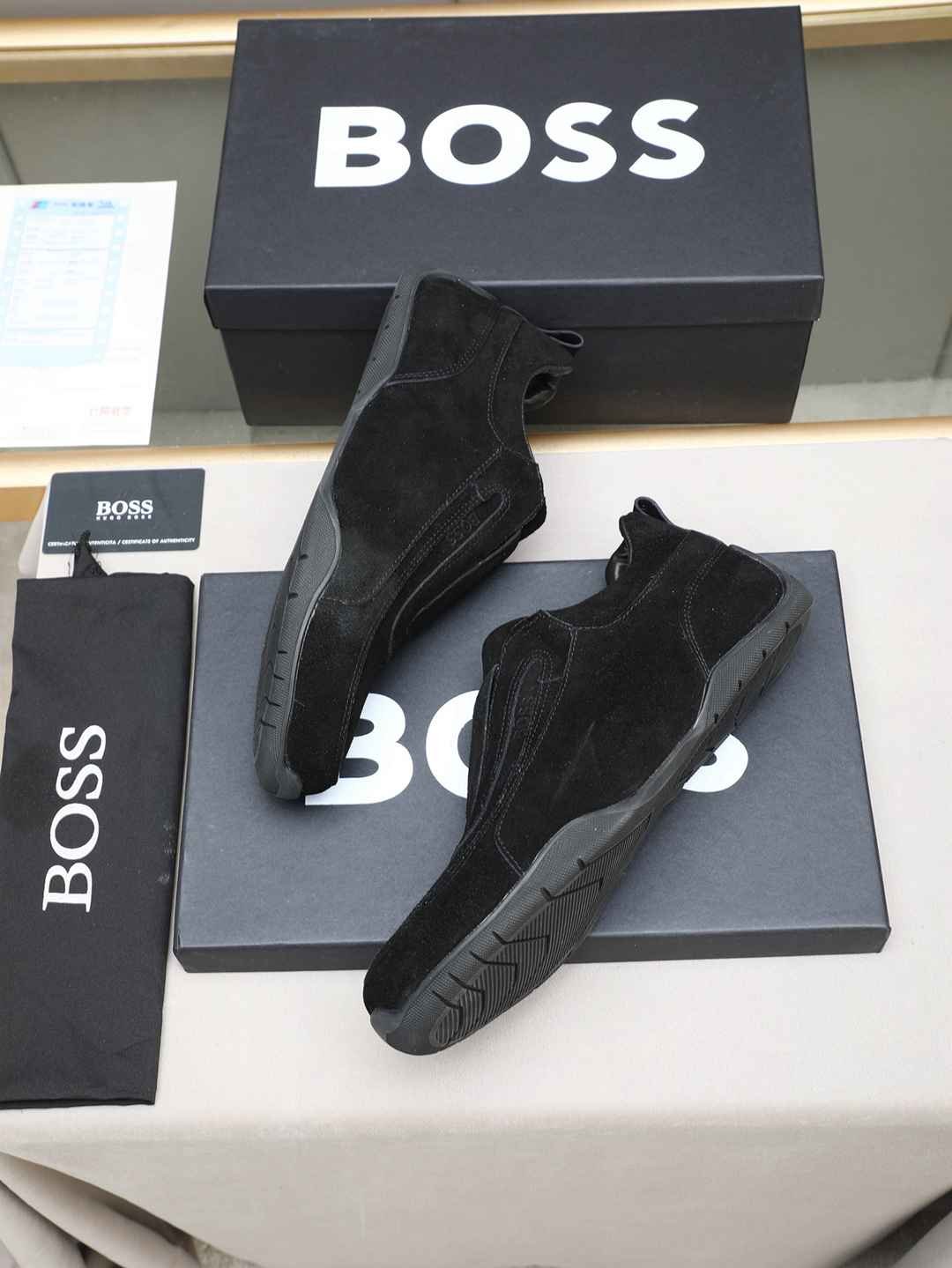 Boss Men’s Leather Casual Sneakers Colorway 14 1308250-14