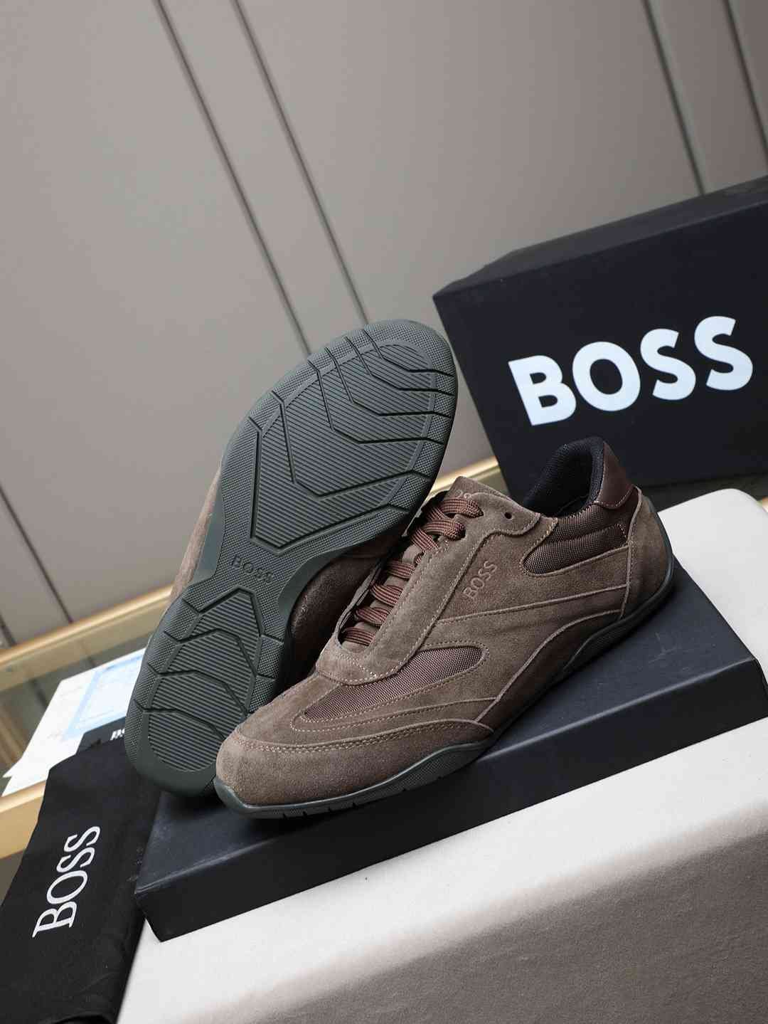 Boss Men’s Leather Casual Sneakers Colorway 13 1308250-13