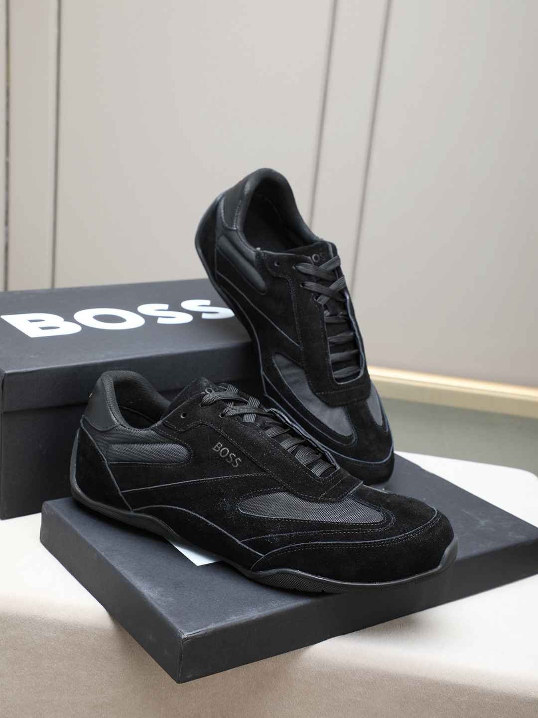 Boss Men’s Leather Casual Sneakers Colorway 11 1308250-11