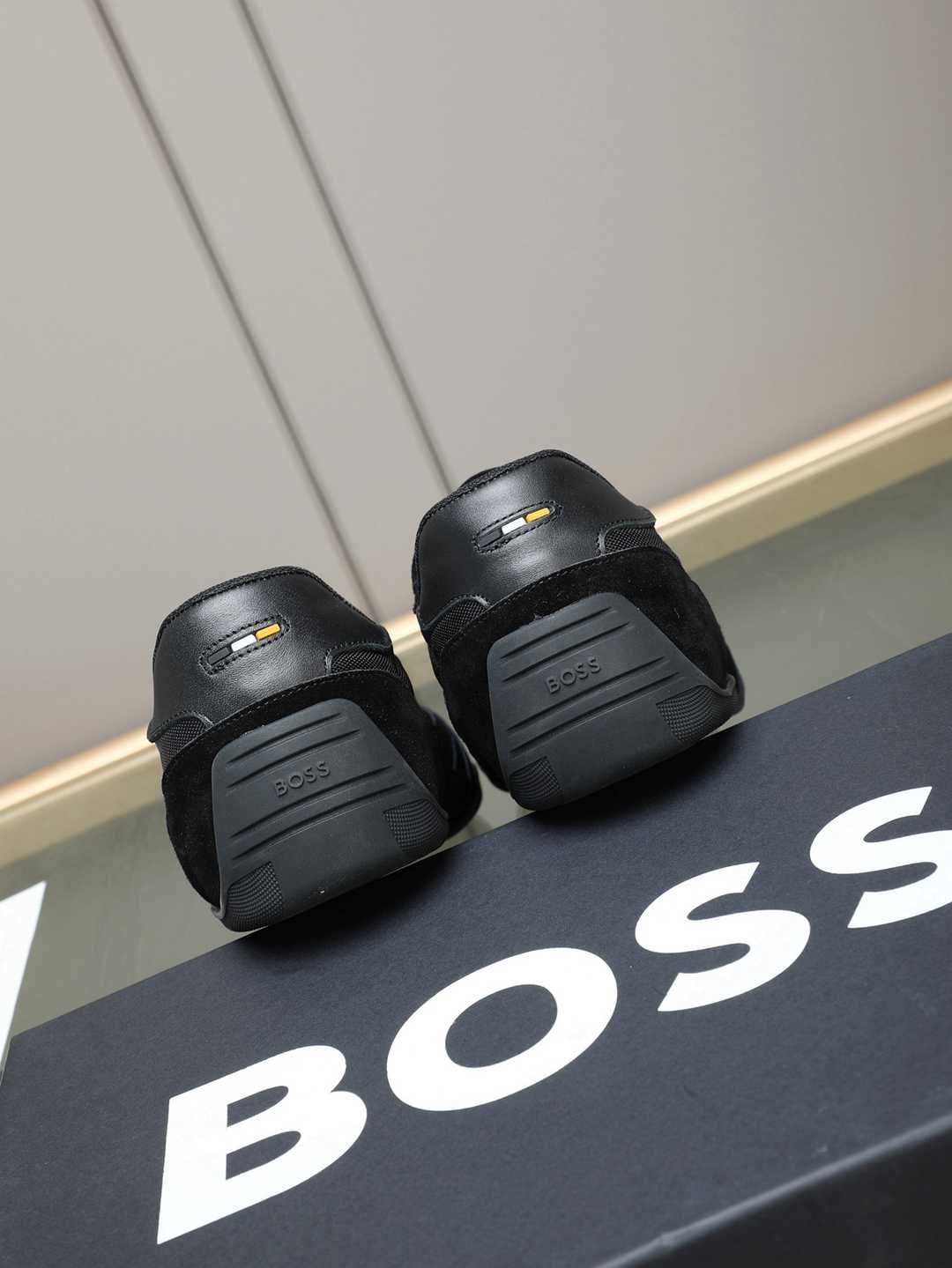 Boss Men’s Leather Casual Sneakers Colorway 11 1308250-11