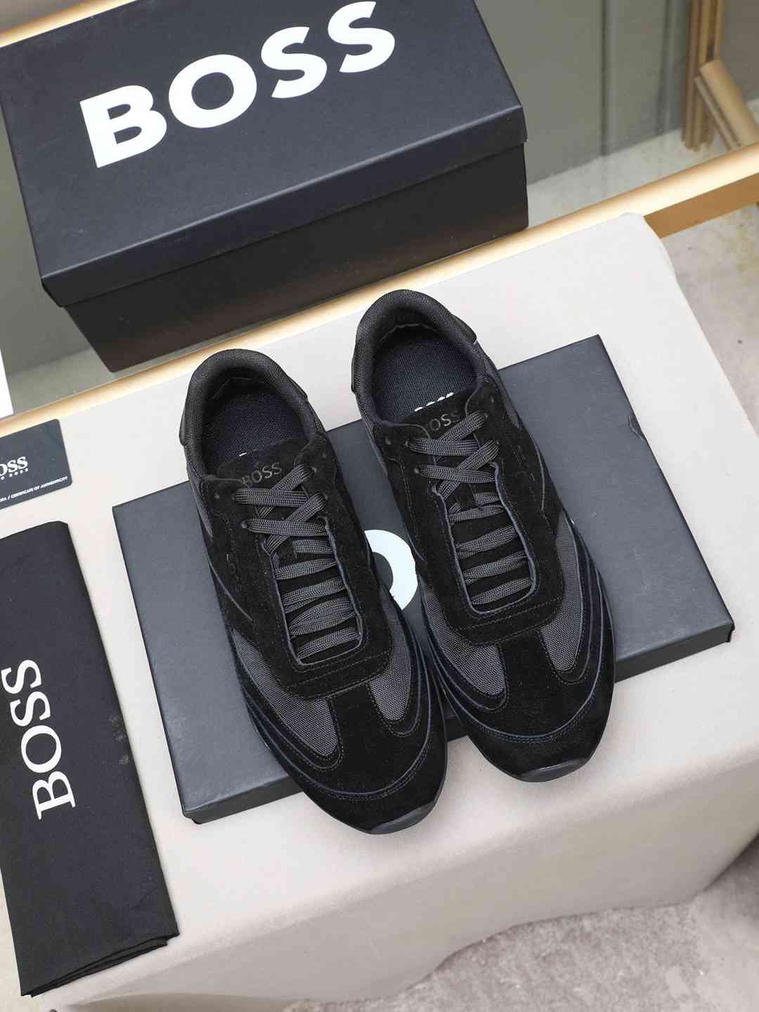Boss Men’s Leather Casual Sneakers Colorway 11 1308250-11