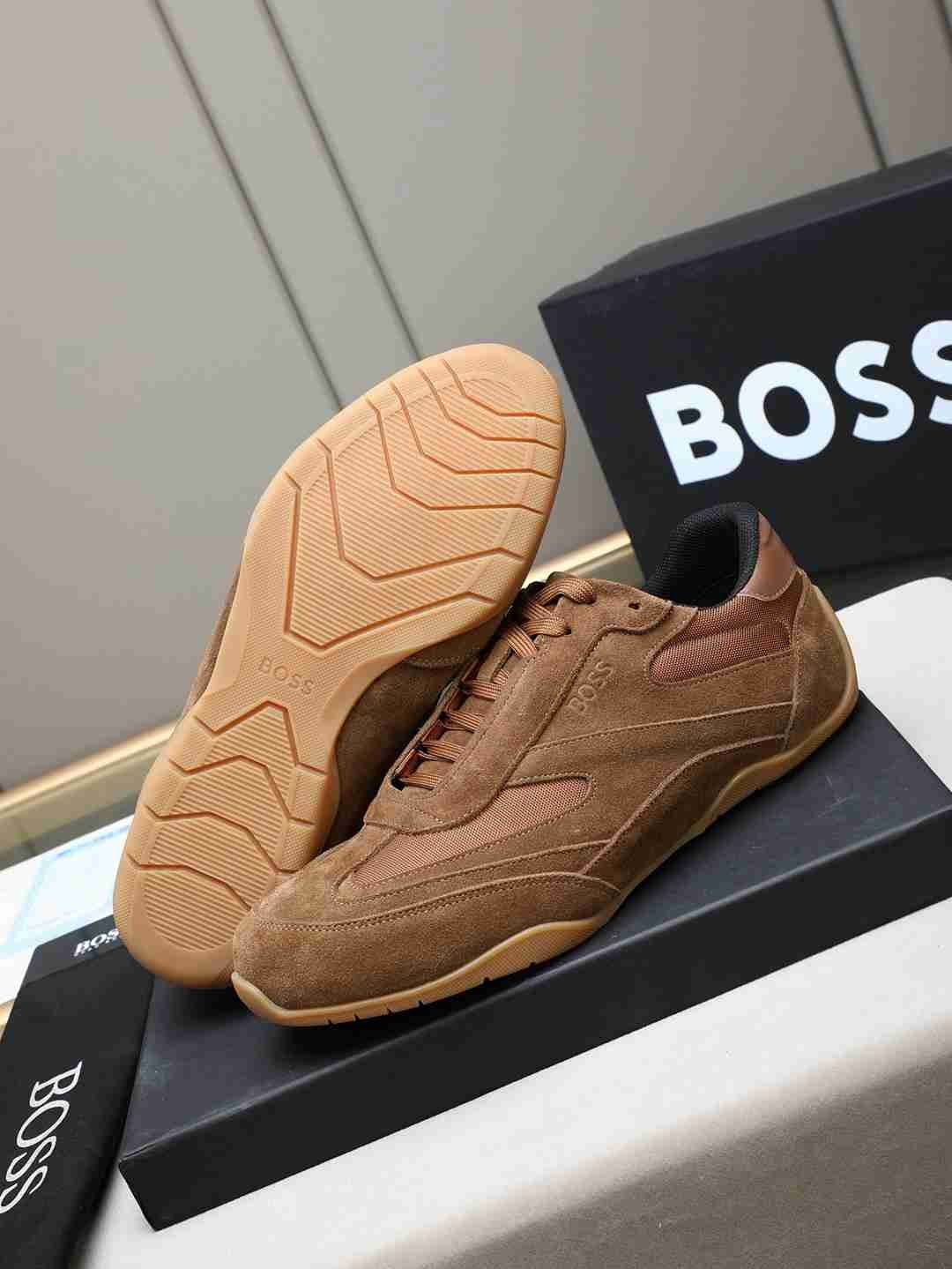 Boss Men’s Leather Casual Sneakers Colorway 9 1308250-9