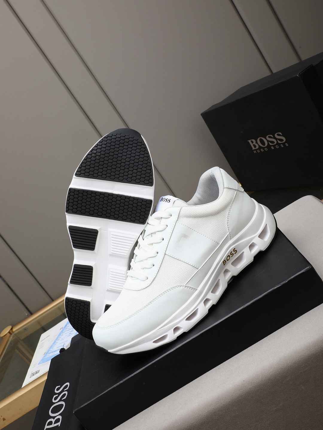 Boss B0SS Designer Sneakers Colorway 4 1308250-4