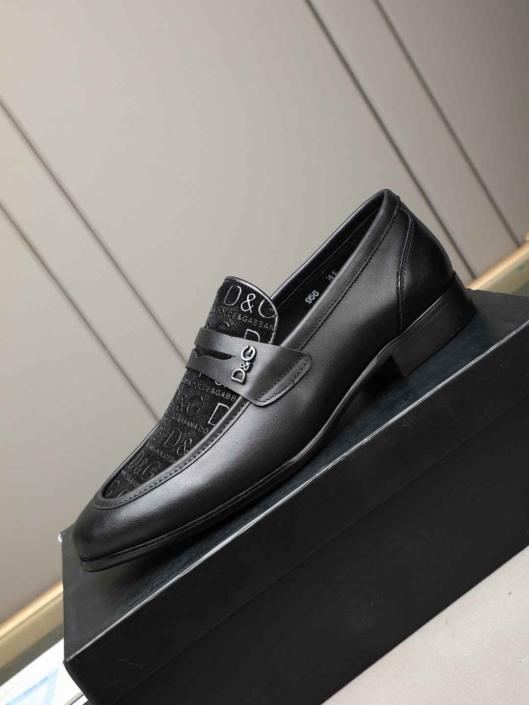 Dolce & Gabbana DG Dress Shoes Colorway 1 1308260-1