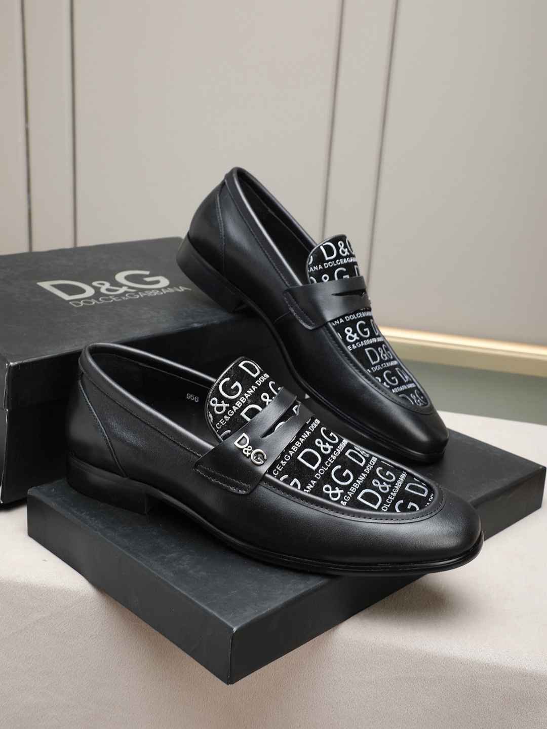 Dolce & Gabbana DG Dress Shoes 1308260