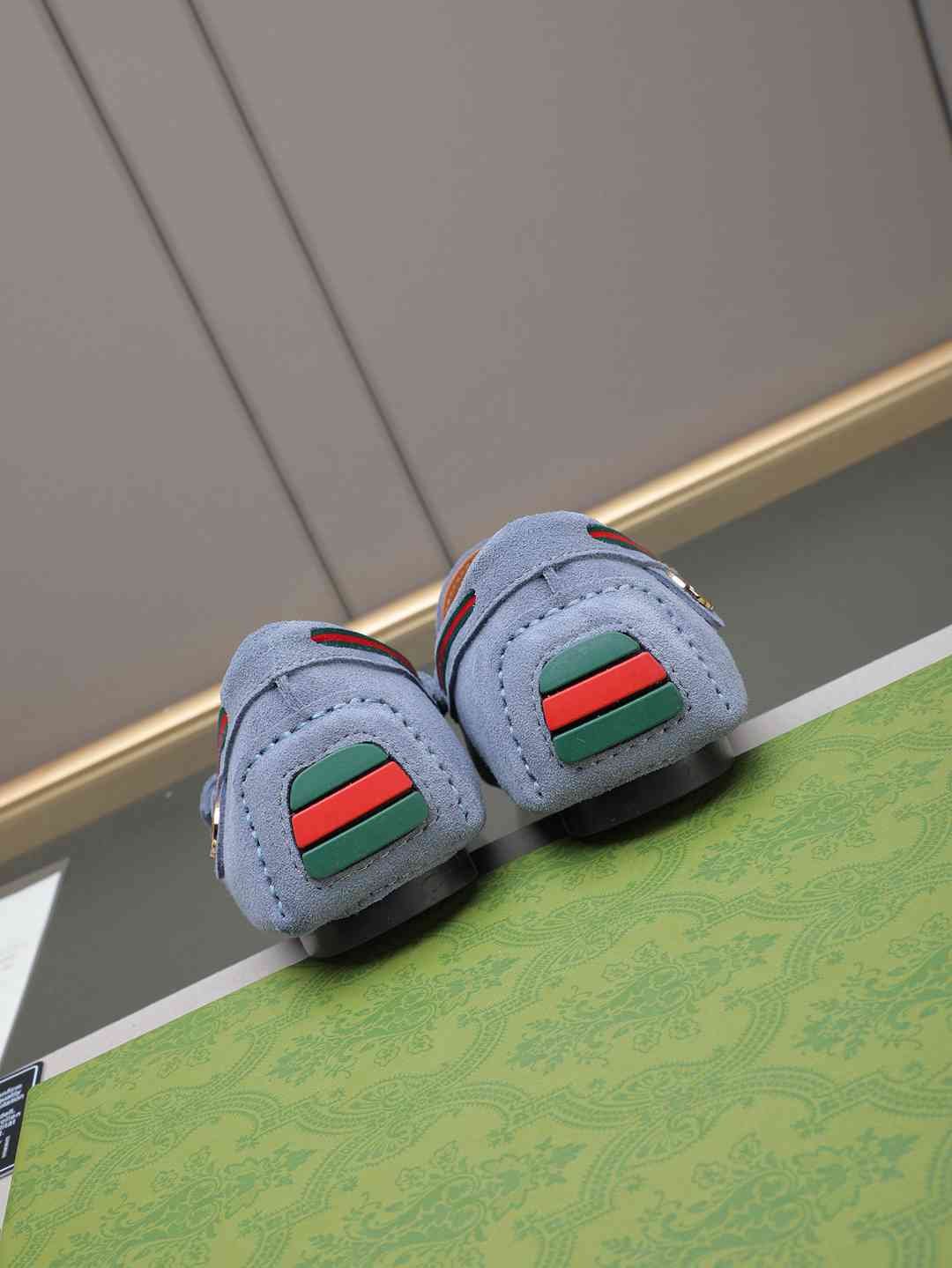 Dolce & Gabbana DG Sneakers Colorway 5 1308220-5