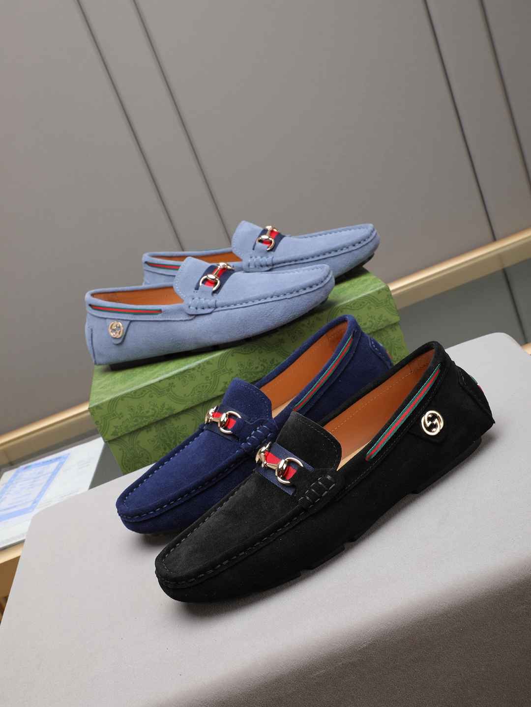 Dolce & Gabbana DG Sneakers Colorway 3 1308220-3