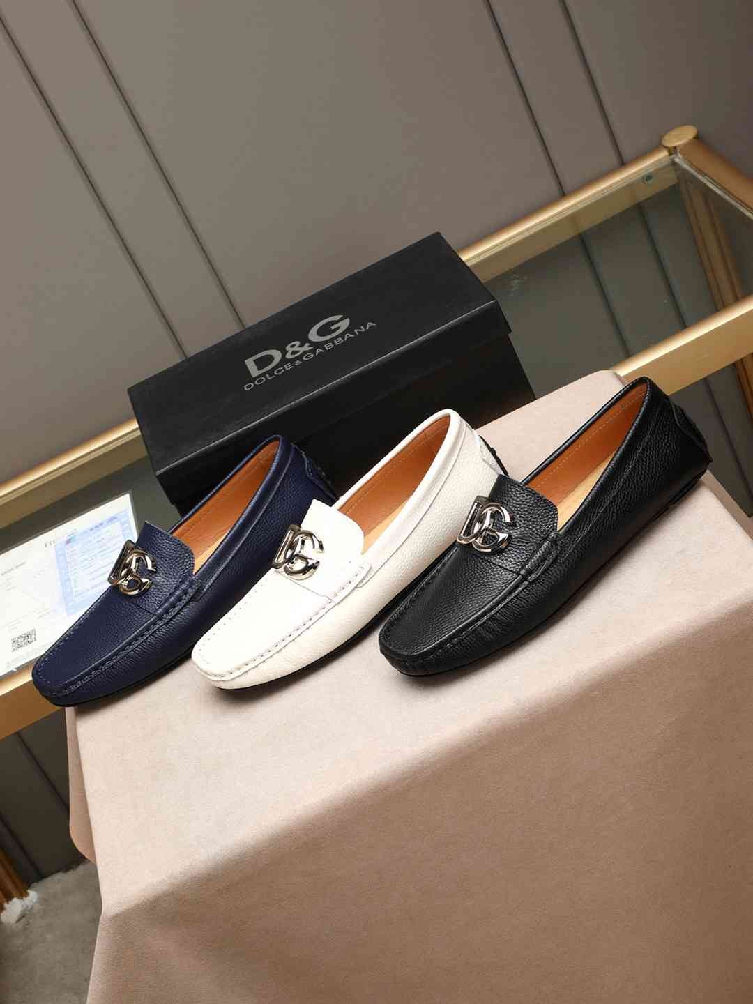 Dolce & Gabbana DG Sneakers Colorway 2 1308220-2