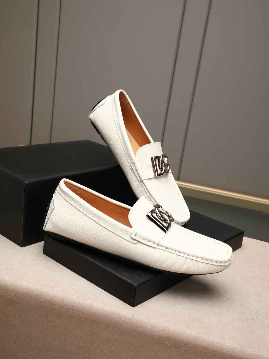 Dolce & Gabbana DG Sneakers Colorway 1 1308220-1