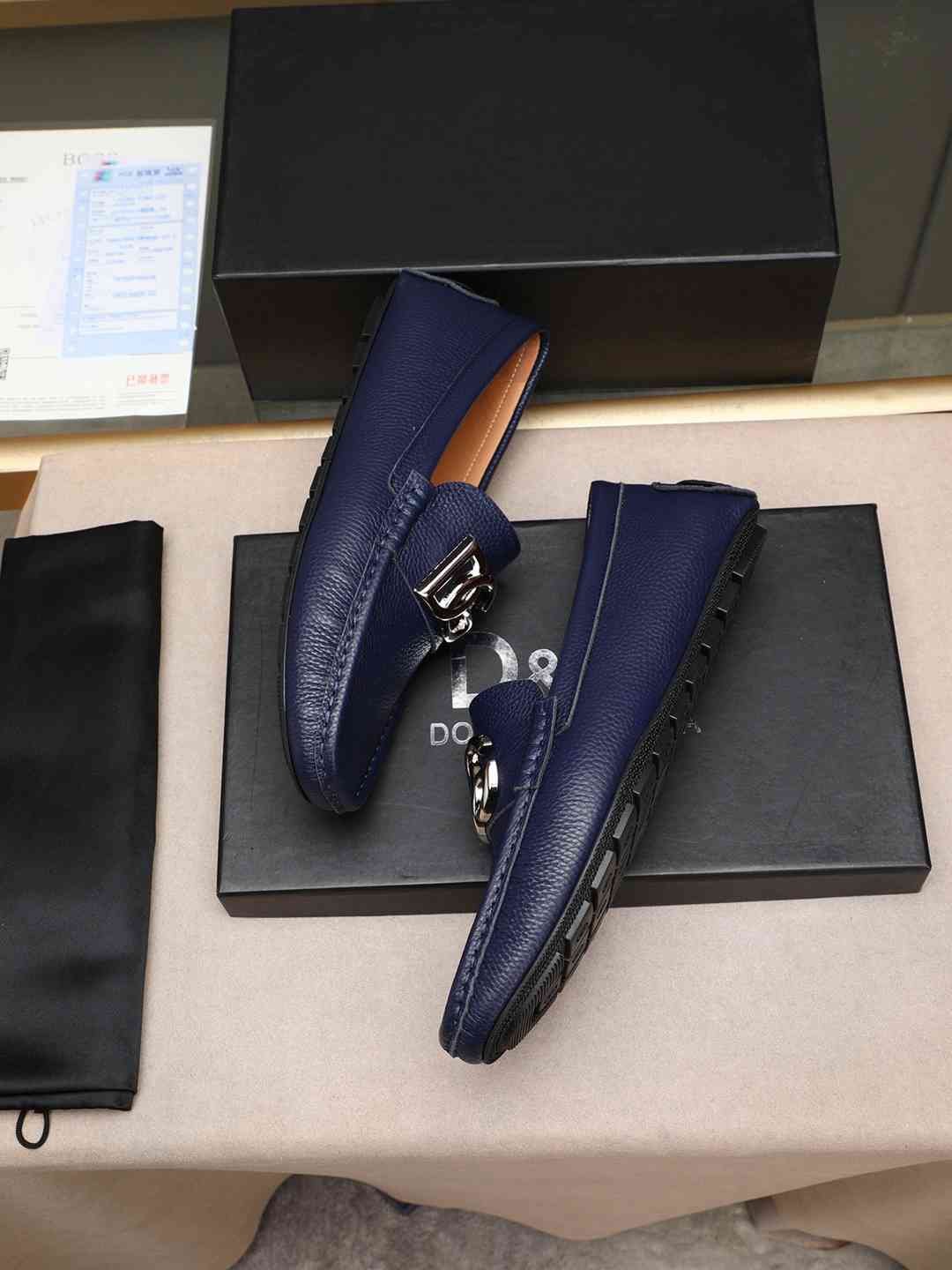 Dolce & Gabbana DG Sneakers 1308220