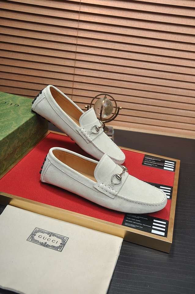 Gucci Leather Sneakers Colorway 6 1133230-6