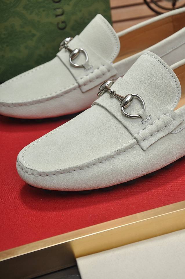 Gucci Leather Sneakers Colorway 6 1133230-6